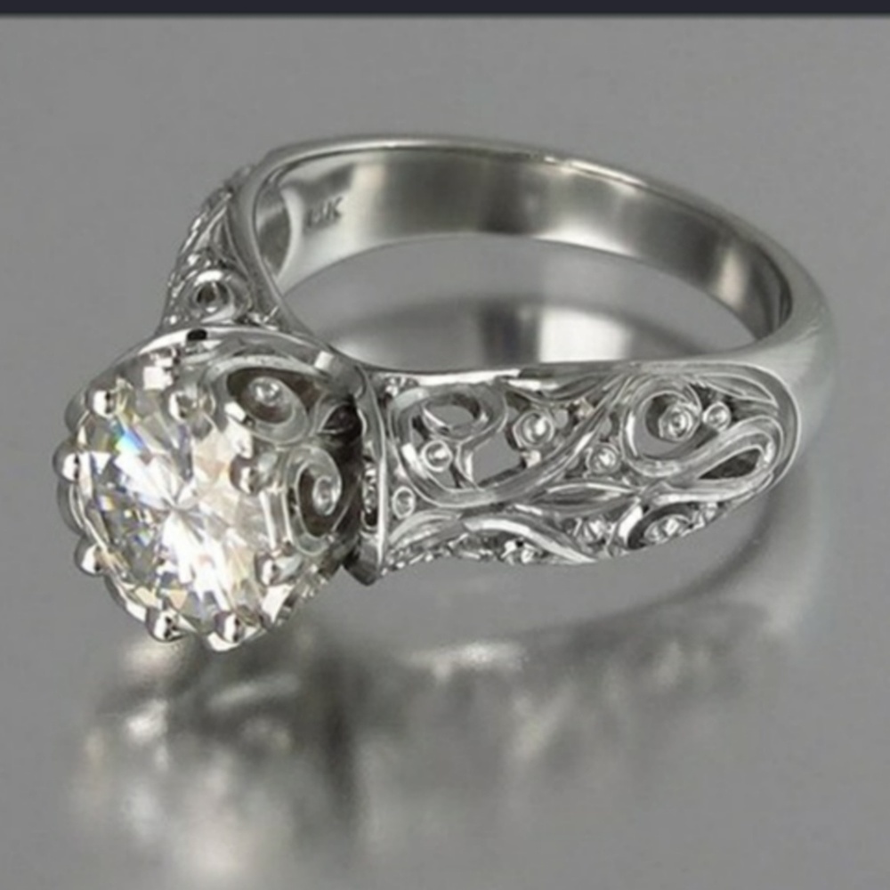 Classic elegance ring - Picture 2 of 3